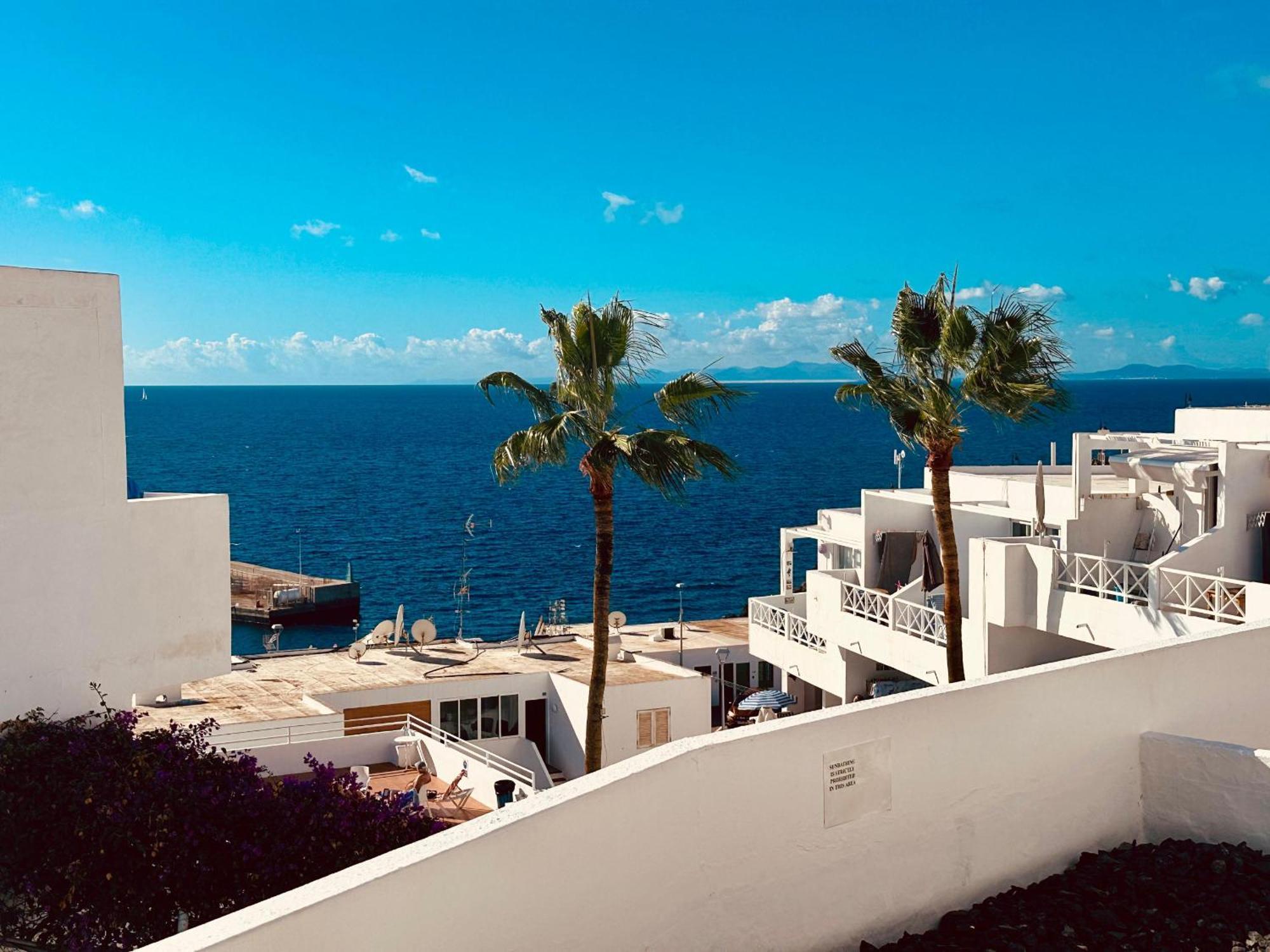 Suite Infinity Ocean - Sea View Puerto del Carmen  Exterior photo
